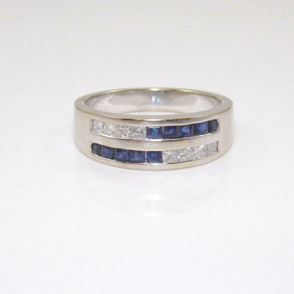 18K White Gold Natural Blue Sapphire Diamond Band Ring Size 7.25